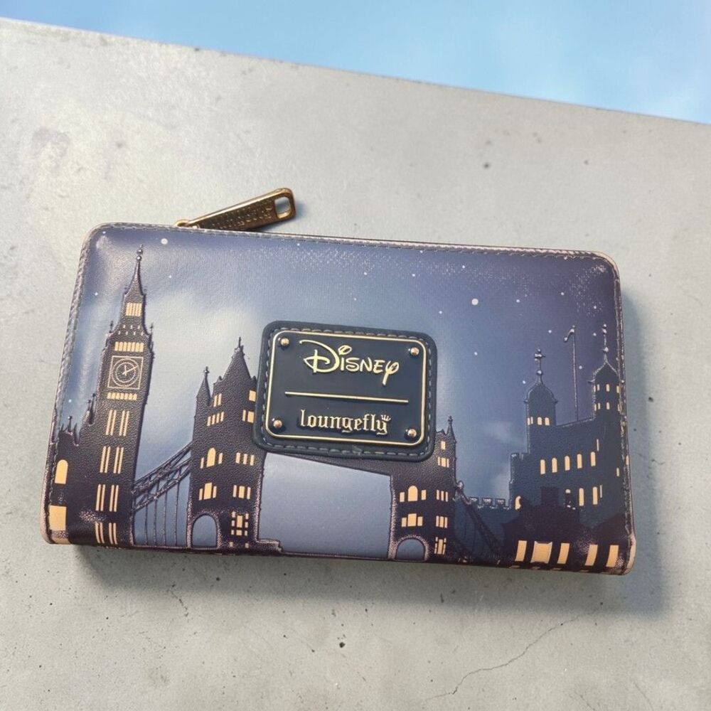 Disney Loungefly Peter Pan Flying Over London Glow-in-the-Dark Wallet